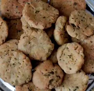 Homemade Ajwain Mathri in Jaipur fresh namkeen